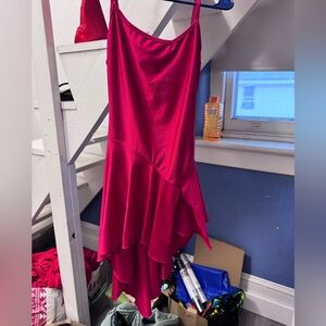 4 Red Asymmetrical dance Dress
Bal togs